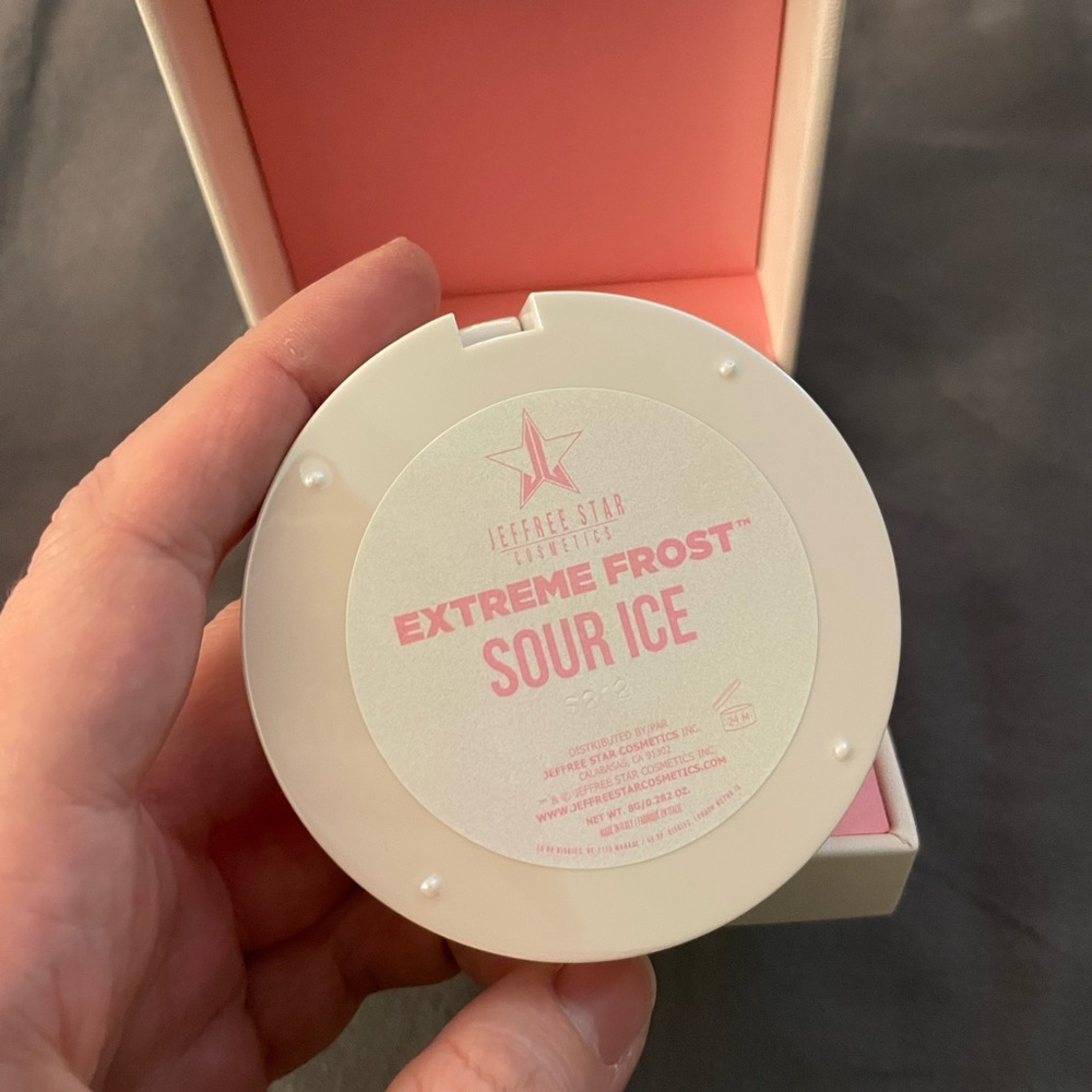 Jeffree Star Extreme Frost Highlighter - Picture 9 of 9